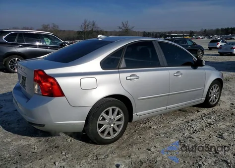 2009 Volvo S40 2.4I z USA, uszkodzony, nr VIN YV1MS382192455101